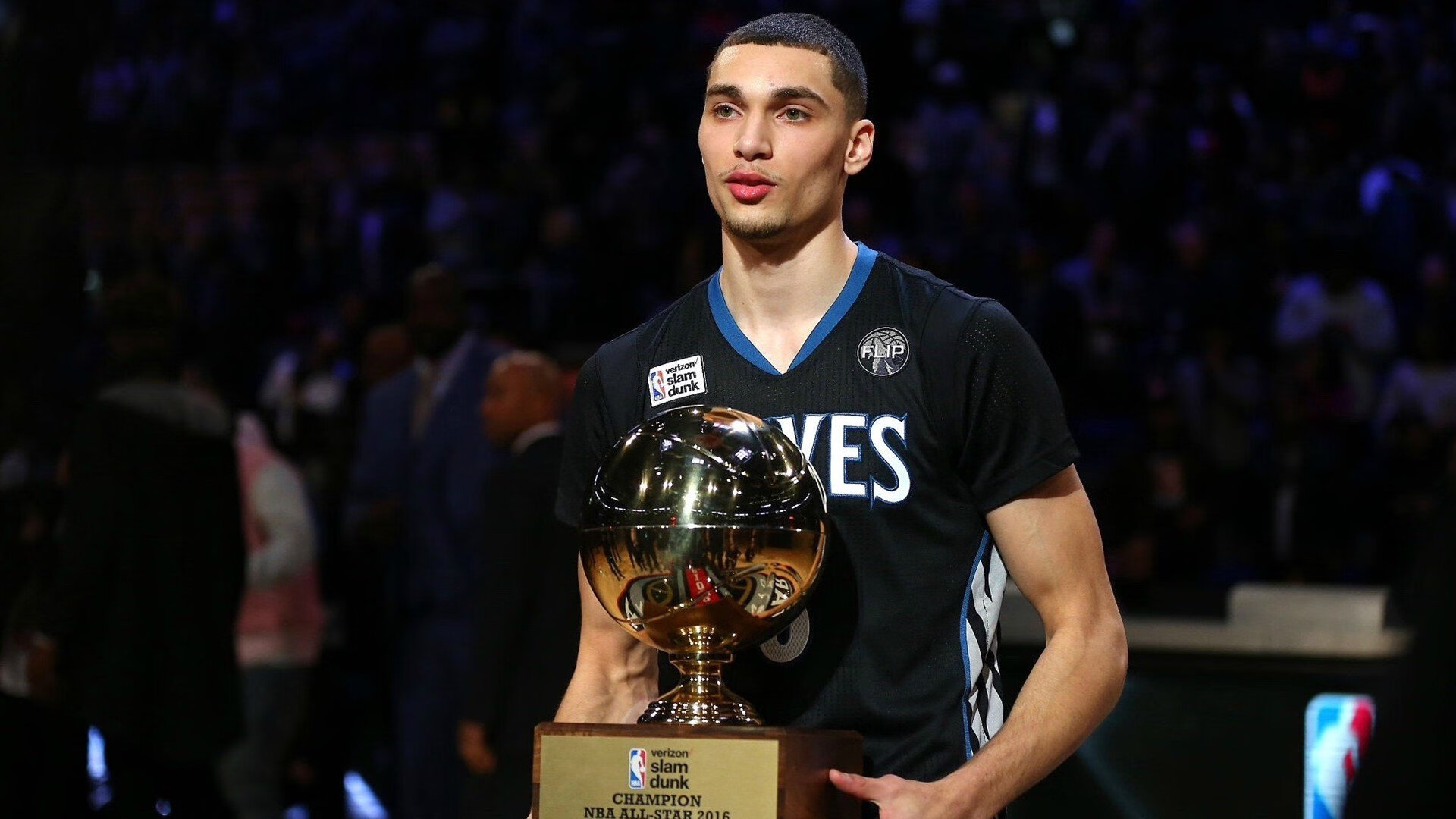 东决关键战之夜，霍勒迪稳定输出不掉线，诠释现代篮球的隐形支柱